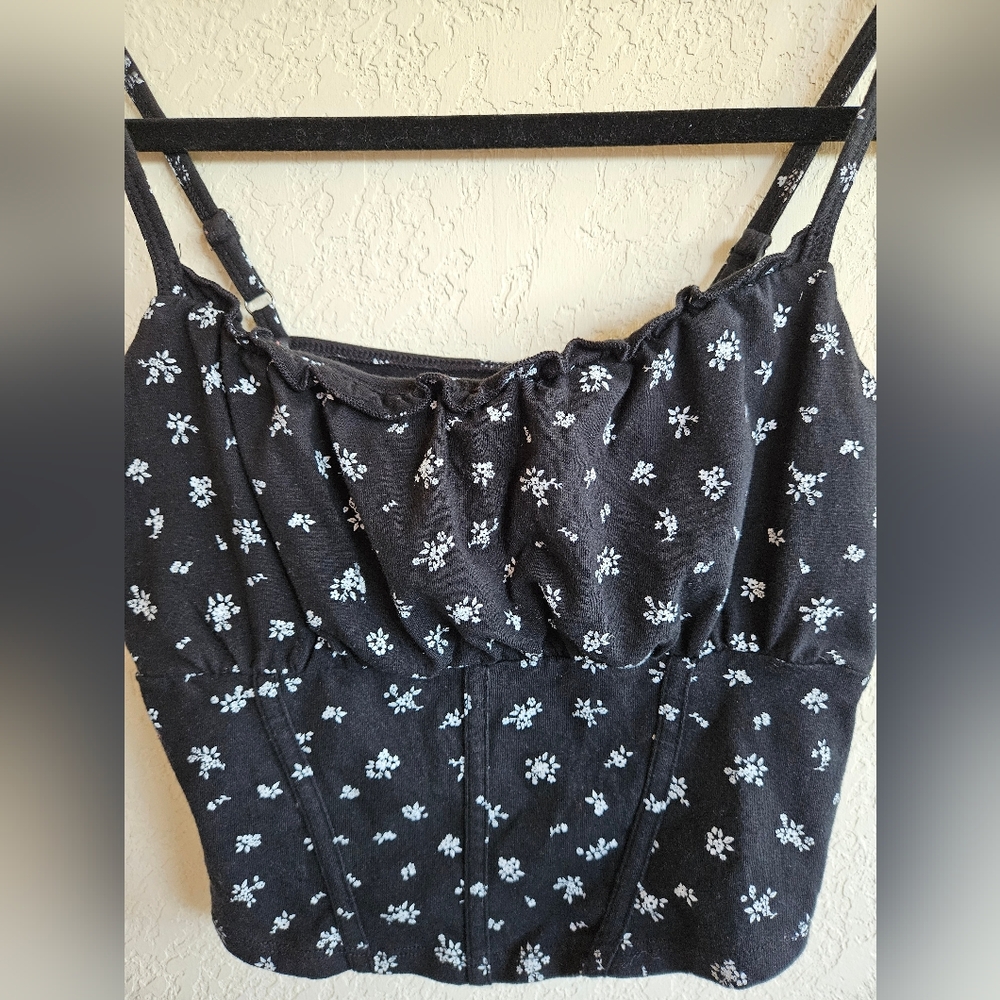 Hollister Black Floral Camisole Size M